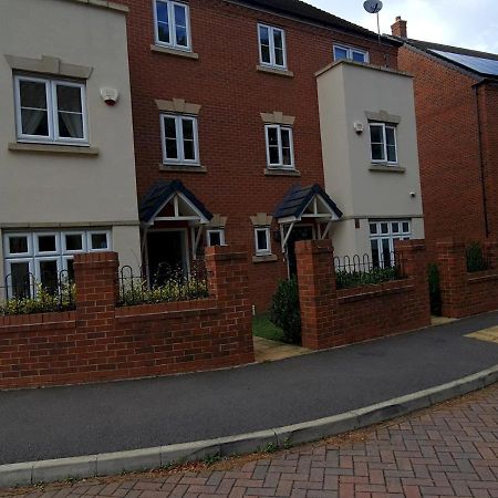 Pass The Keys Well Located Modern 5 Bedroom House Birmingham Exteriér fotografie