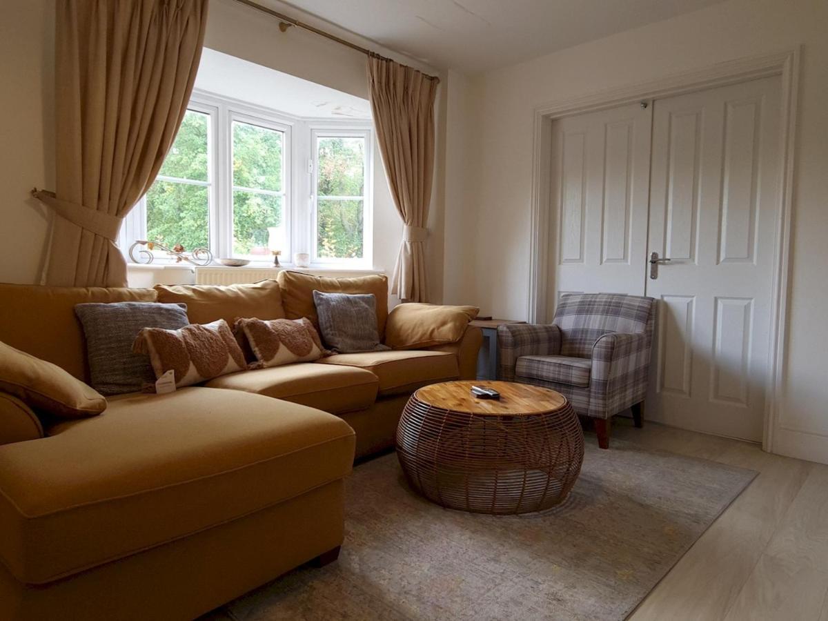 Pass The Keys Well Located Modern 5 Bedroom House Birmingham Exteriér fotografie