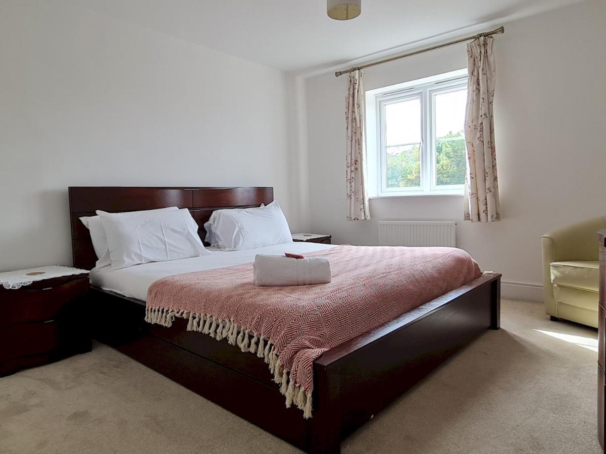 Pass The Keys Well Located Modern 5 Bedroom House Birmingham Exteriér fotografie